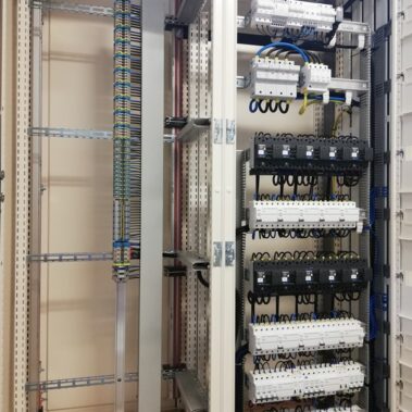 Prefabrykacja rozdzielnic elektrycznych Graphen