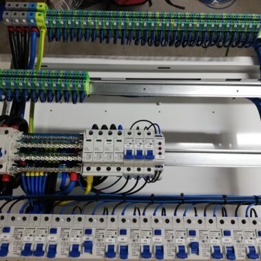 Prefabrykacja rozdzielnic Graphen
